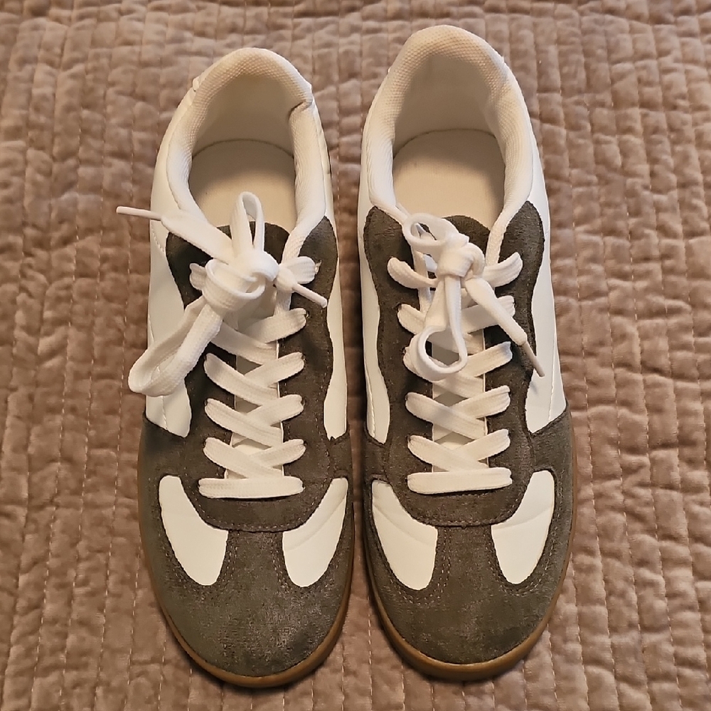 Trendy White and Green Sneakers